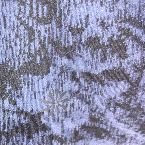 Athleta Bundle Elation Textured Leggings and Scoop Textured Tank Blue S - Picture 10 of 15